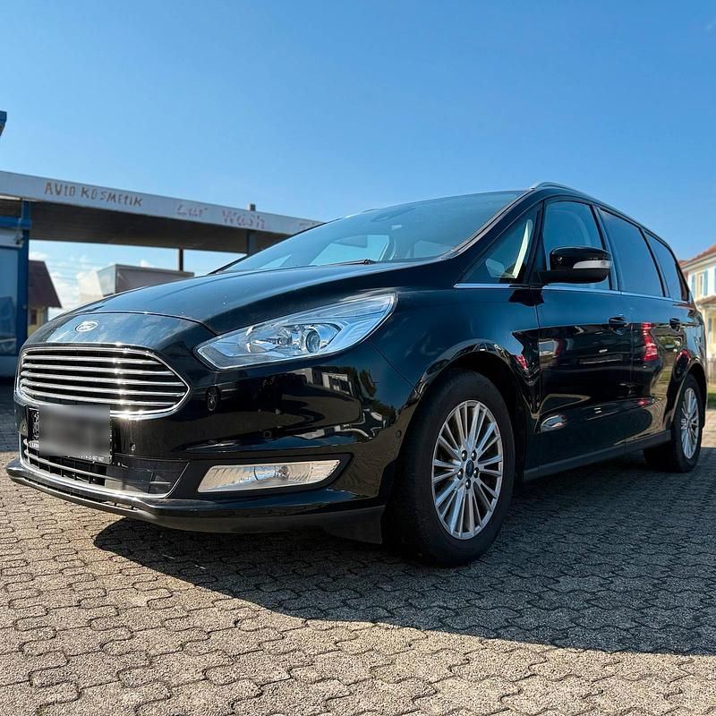 Schwarz Gebraucht 2016 Ford Galaxy Titanium Van / Kleinbus | 5.600 € (Guter Preis) - Bild 1/4