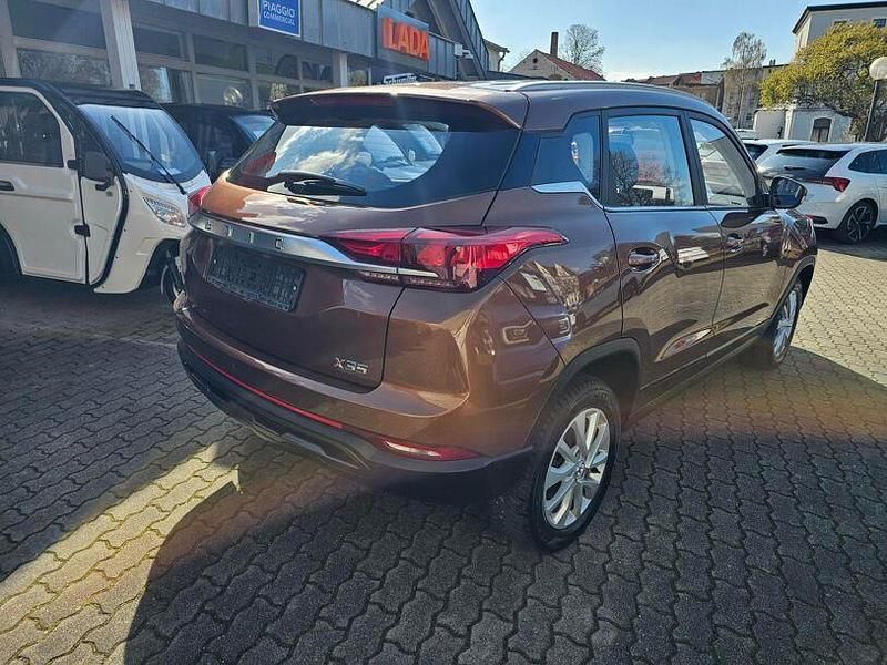 Gebraucht Baic X35 116 PS (85 kW) 2023 Braun SUV