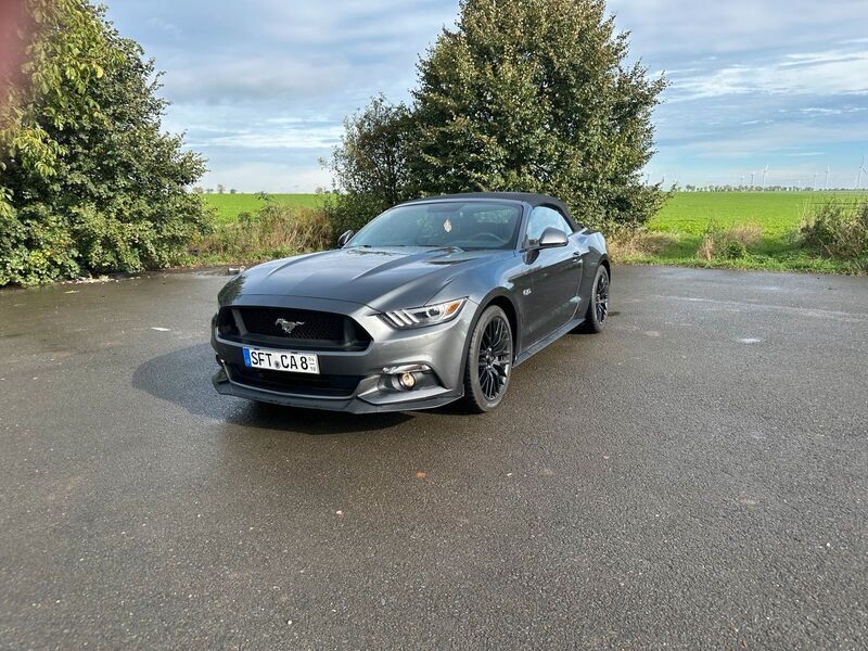Grau Gebraucht 2016 Ford Mustang Cabrio | 36.999 € (Fairer Preis) - Bild 1/4