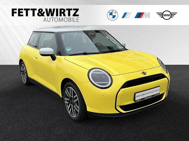 Sunny side yellow Gebraucht 2024 Mini Cooper Kleinwagen | 25.294 € (Superpreis) - Bild 1/3