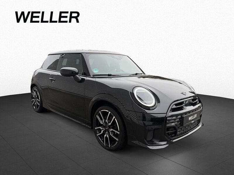 Gebraucht Mini Cooper 156 PS (114 kW) 2024 Midnight black ii (schwarz) Kleinwagen