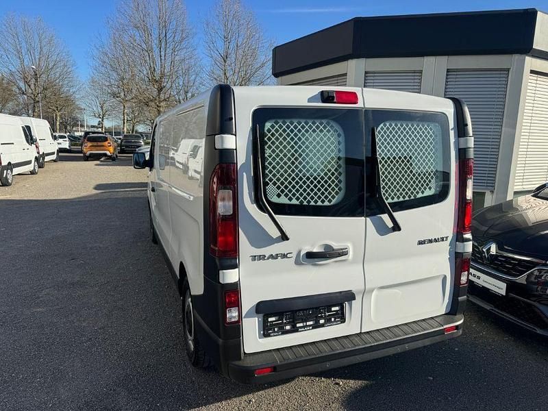 Gebraucht Renault Trafic Komfort 120 PS (88 kW) 2022 Blanc glacier Van / Kleinbus