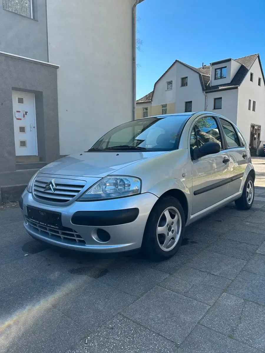 Gebraucht Citroën C3 74 PS (54 kW) 2002 Silber Kleinwagen