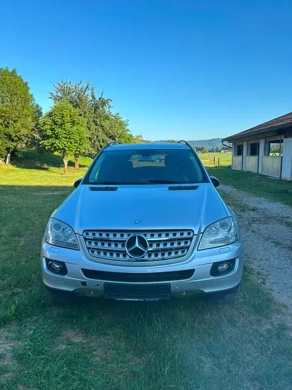 Gebraucht Mercedes ML280 190 PS (139 kW) 2007 Grau SUV