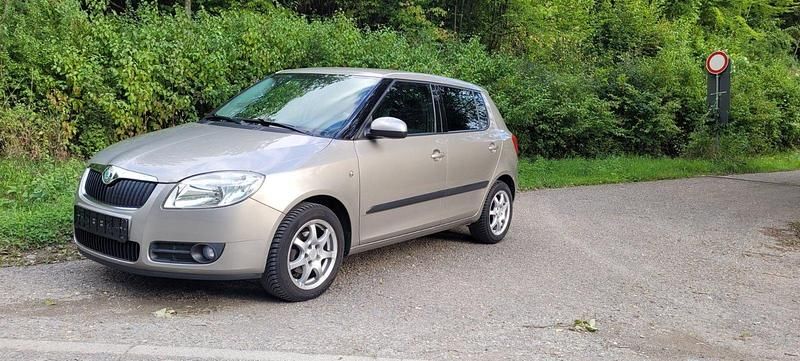 Gebraucht 2008 Skoda Fabia Kleinwagen | 2.800 € (Fairer Preis) - Bild 1/4