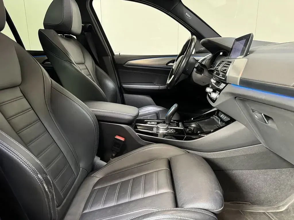 Gebraucht BMW iX3 210 kW (286 PS) 2022 Schwarz SUV