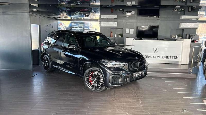 Gebraucht BMW X5 M 530 PS (389 kW) 2022 Saphirschwarz SUV