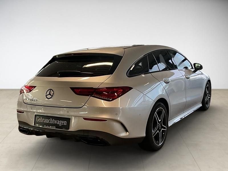 Gebraucht Mercedes CLA200 Shooting Brake 148 PS (108 kW) 2021 Silber Kombi