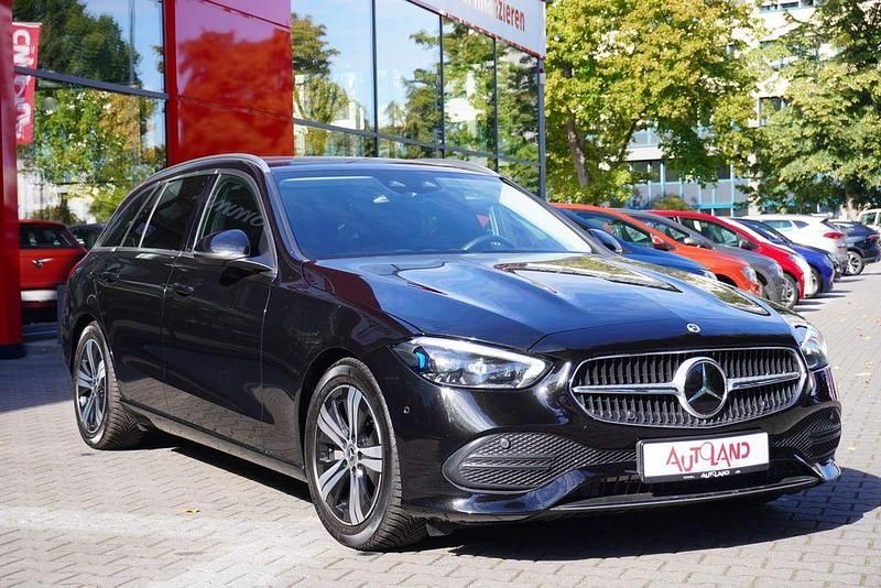 Gebraucht Mercedes C220 Avantgarde 220 PS (161 kW) 2021 Schwarz Kombi