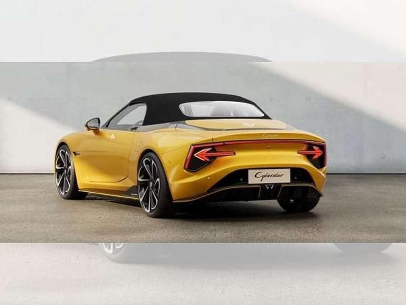 Neu MG Cyberster 250 kW (340 PS) 2025 Gelb Cabrio