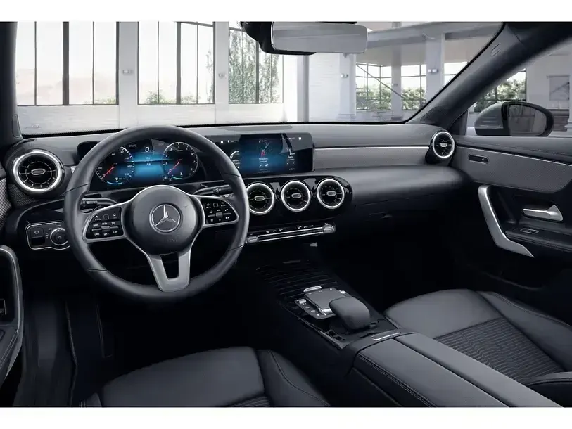 Gebraucht Mercedes CLA200 Progressive 150 PS (110 kW) 2022 Grau Coupé
