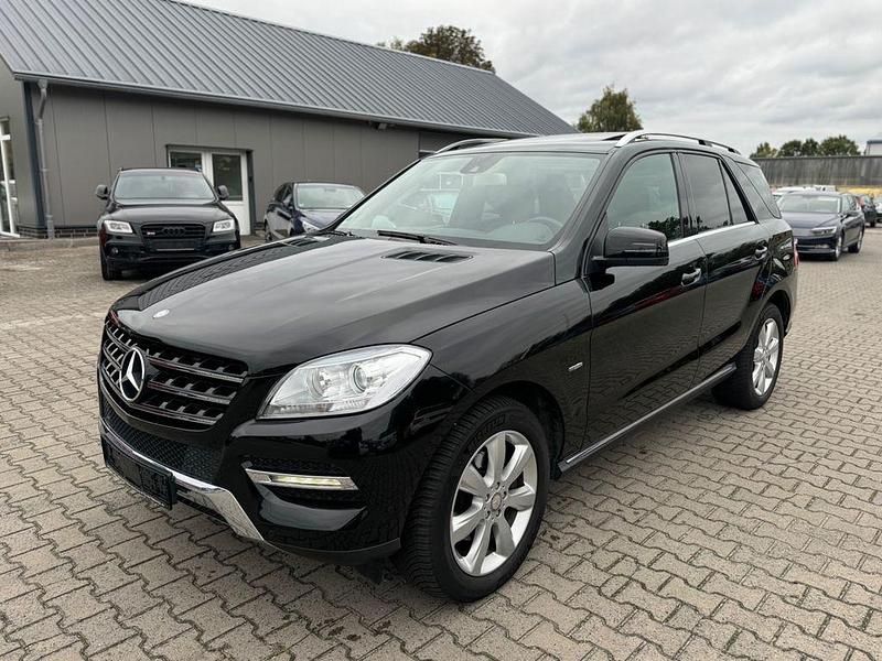 Schwarz Gebraucht 2012 Mercedes ML350 SUV | 15.800 € (Superpreis) - Bild 1/4