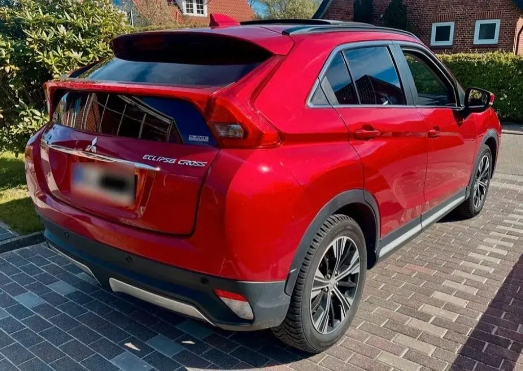 Gebraucht Mitsubishi Eclipse Cross Diamant Edition 163 PS (119 kW) 2018 Rot SUV