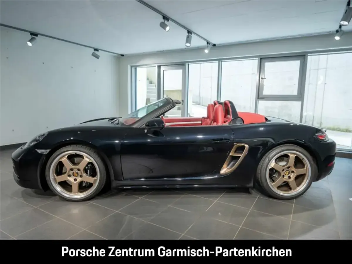 Gebraucht Porsche Boxster 400 PS (294 kW) 2022 Tiefschwarz Cabrio