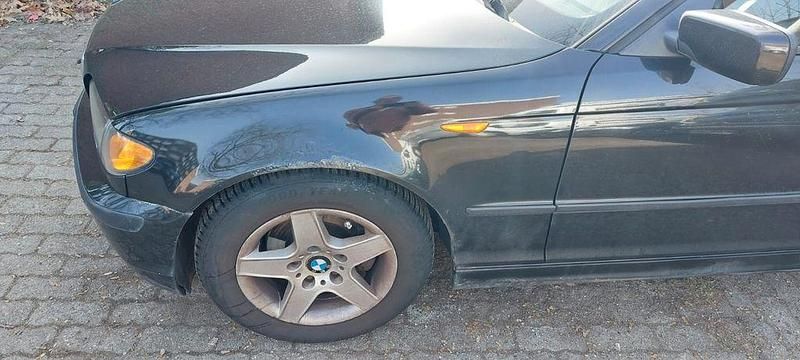 Gebraucht BMW 318 143 PS (105 kW) 2003 Schwarz Kombi