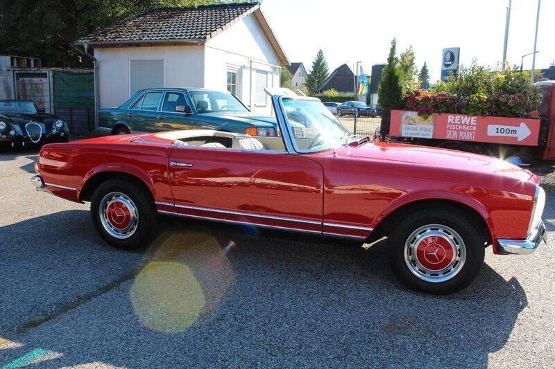 Rot Gebraucht 1966 Mercedes W113 Cabrio | 79.900 € - Bild 1/4