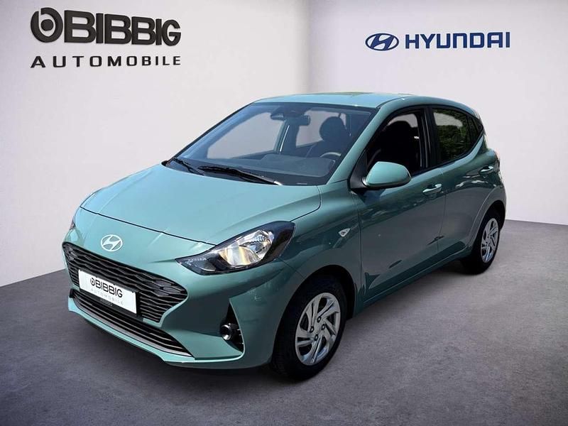 Gebraucht Hyundai i10 Select 63 PS (46 kW) 2024 Weiß Kleinwagen