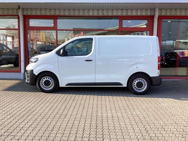 Gebraucht Toyota Proace Plus 120 PS (88 kW) 2022 Schaumweiß Van / Kleinbus