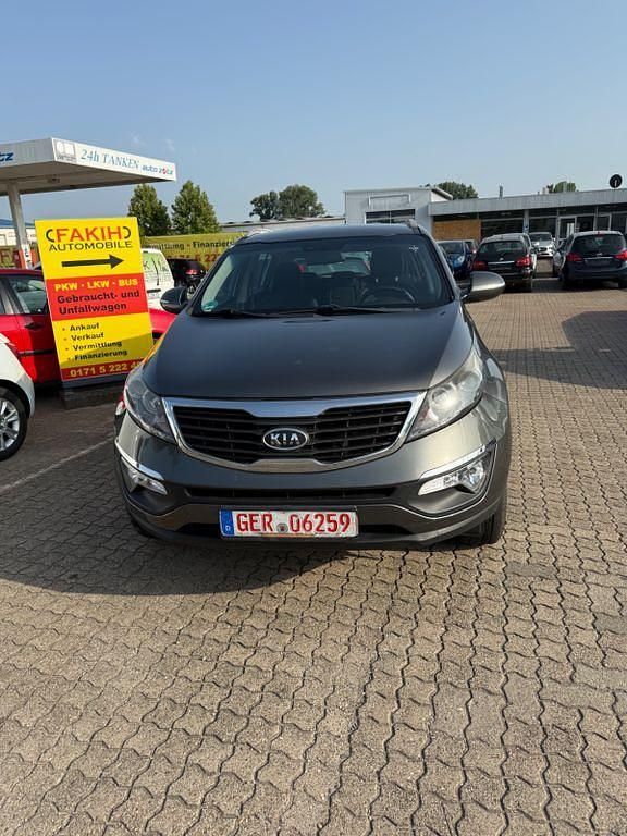 Gebraucht 2011 Kia Sportage Vision SUV | 6.660 € (Fairer Preis) - Bild 1/4