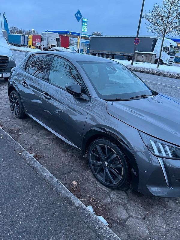 Gebraucht Peugeot 208 131 PS (96 kW) 2021 Grau Kleinwagen