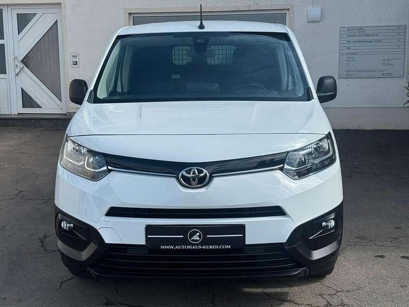Gebraucht Toyota Proace 102 PS (75 kW) 2021 Arctic white Van / Kleinbus