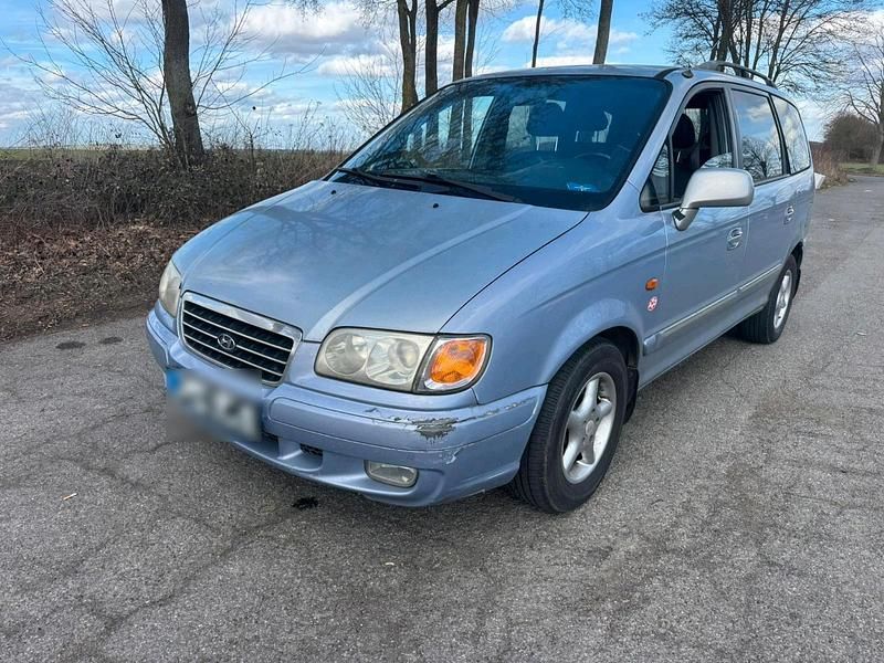 Gebraucht Hyundai Trajet 173 PS (127 kW) 2002 Grau Van / Kleinbus
