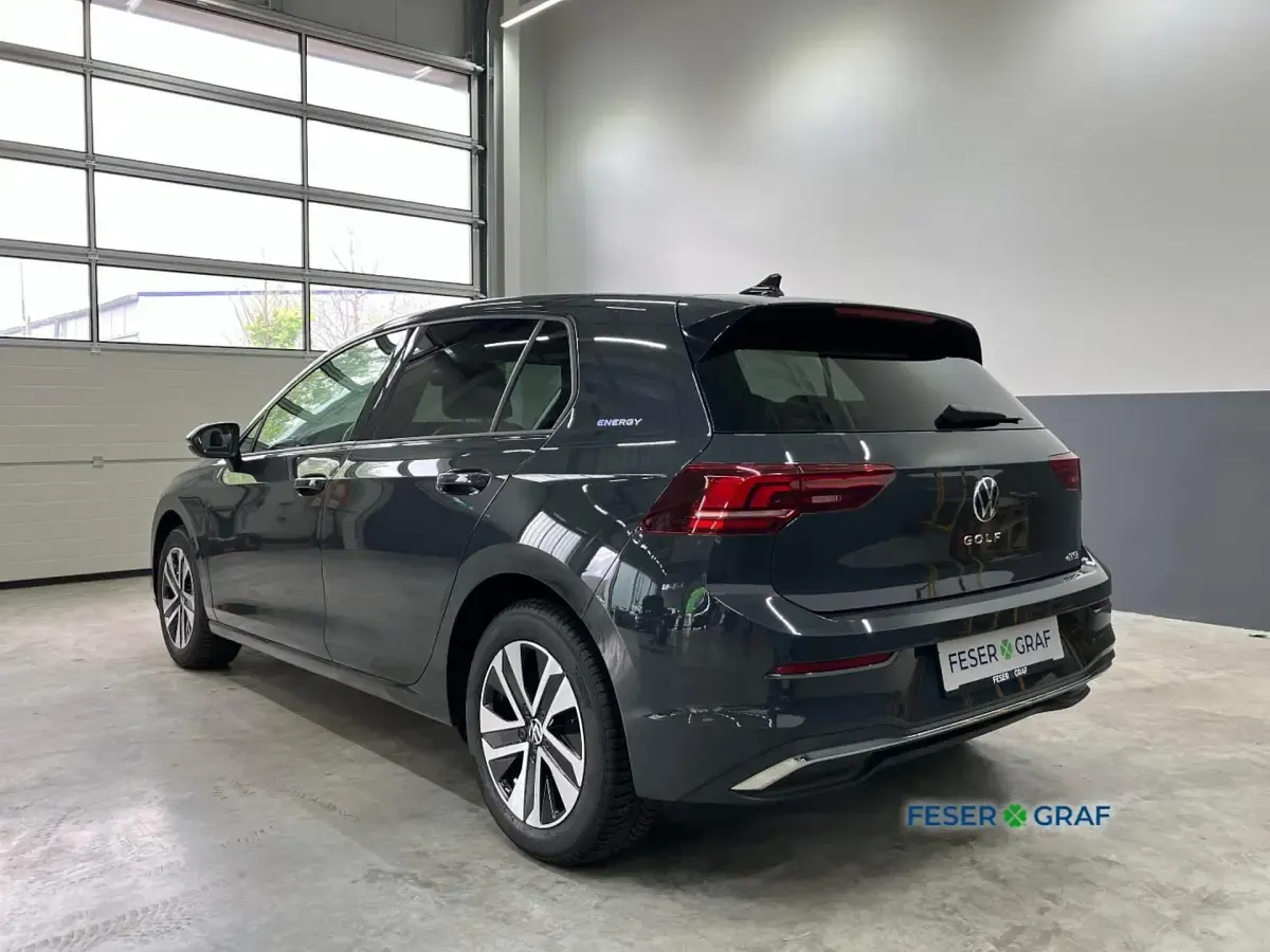 Gebraucht VW Golf VIII 116 PS (85 kW) 2025 Uranograu Limousine