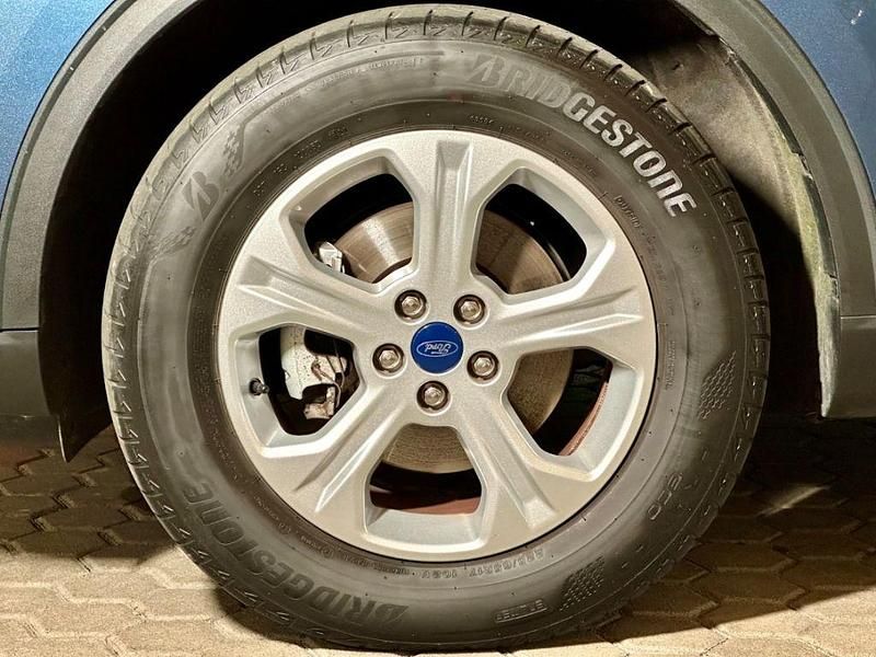 Gebraucht Ford Kuga Cool & Connect 152 PS (111 kW) 2022 Blau SUV