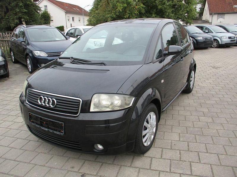 Gebraucht Audi A2 Sport 75 PS (55 kW) 2004 Ebonyschwarz perleffekt Kleinwagen