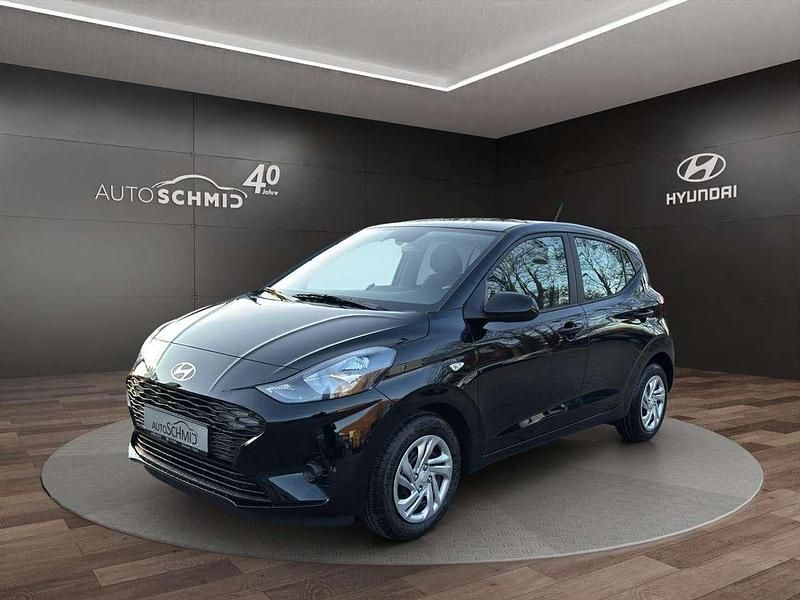 Phantom black / met Neu 2024 Hyundai i10 Select Kleinwagen | 14.888 € (Fairer Preis) - Bild 1/4