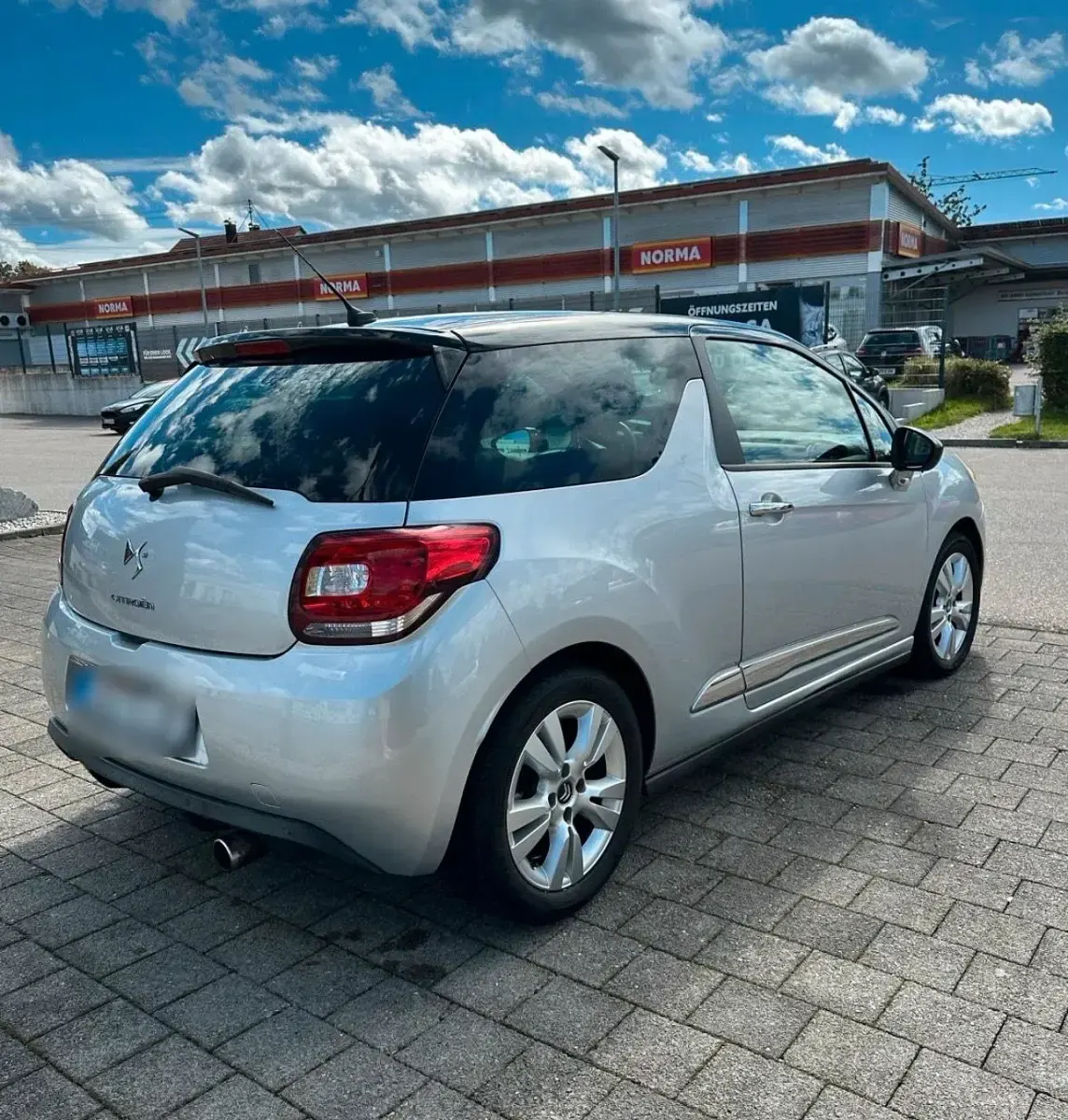 Gebraucht Citroën DS3 So Chic 120 PS (88 kW) 2012 Silber Kleinwagen