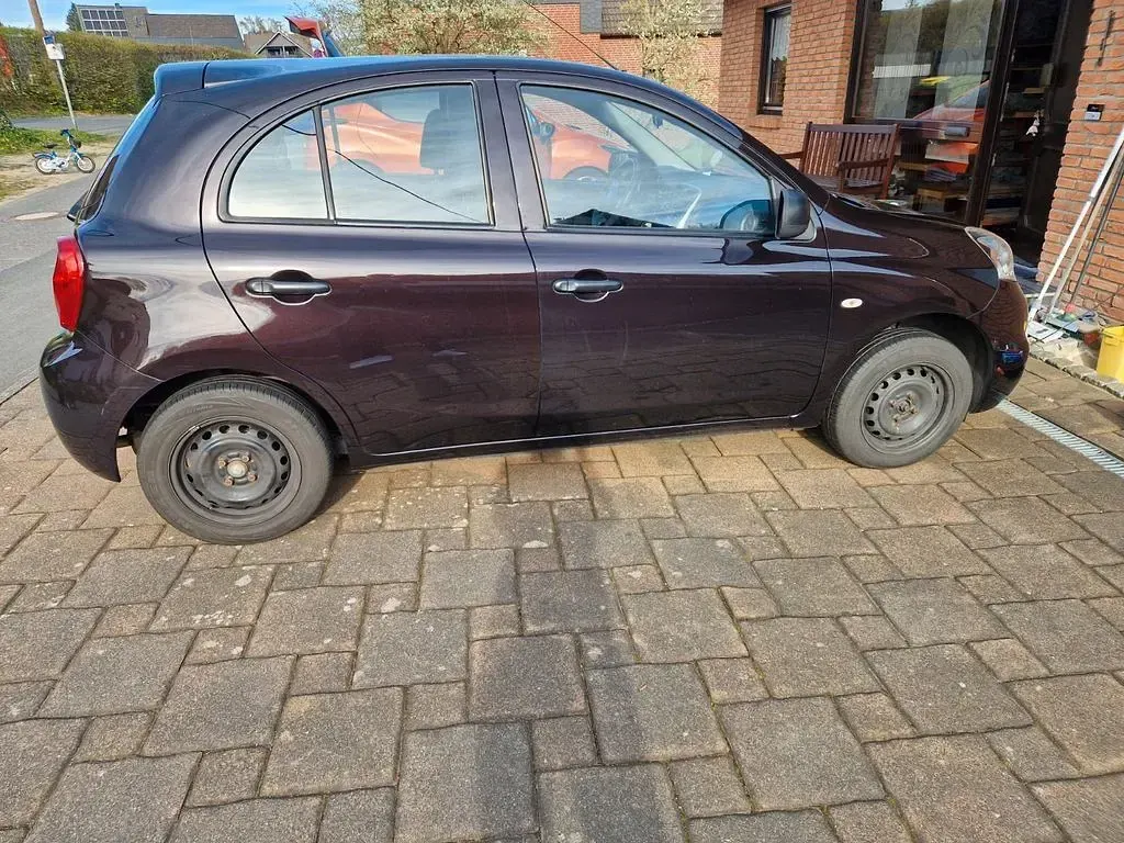 Gebraucht Nissan Micra Visia 80 PS (58 kW) 2014 Schwarz Kleinwagen