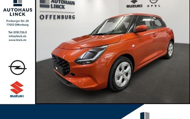 Orange Neu 2025 Suzuki Swift Comfort Kleinwagen | 18.188 € - Bild 1/4