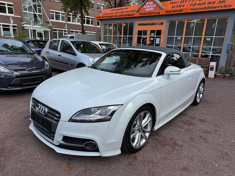 Weiß Gebraucht 2012 Audi TT Roadster Sport Cabrio | 15.890 € (Etwas zu teuer) - Bild 1/4