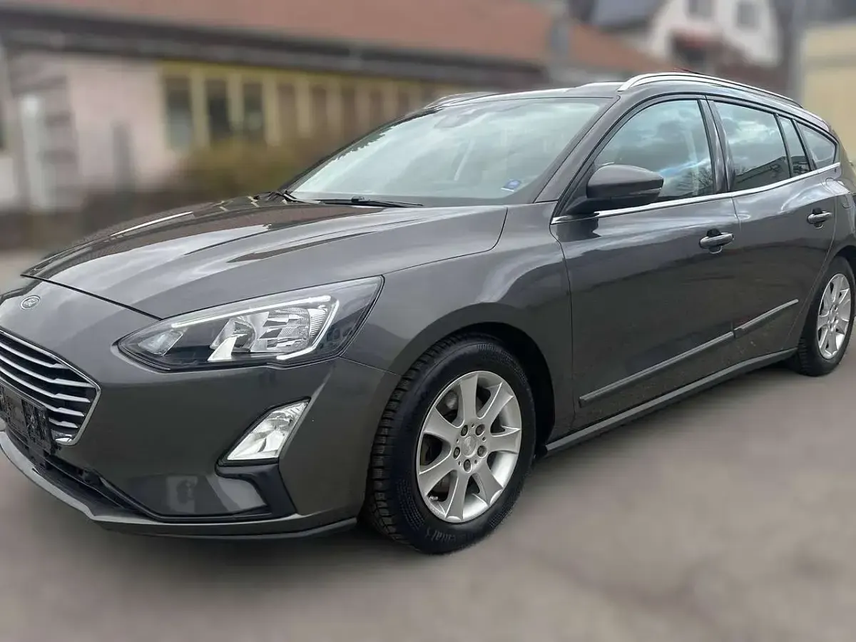 Gebraucht Ford Focus Cool & Connect 120 PS (88 kW) 2020 Magneticgrau (metallic) Kombi