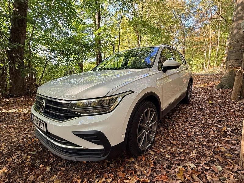 Gebraucht VW Tiguan 150 PS (110 kW) 2021 Weiß SUV