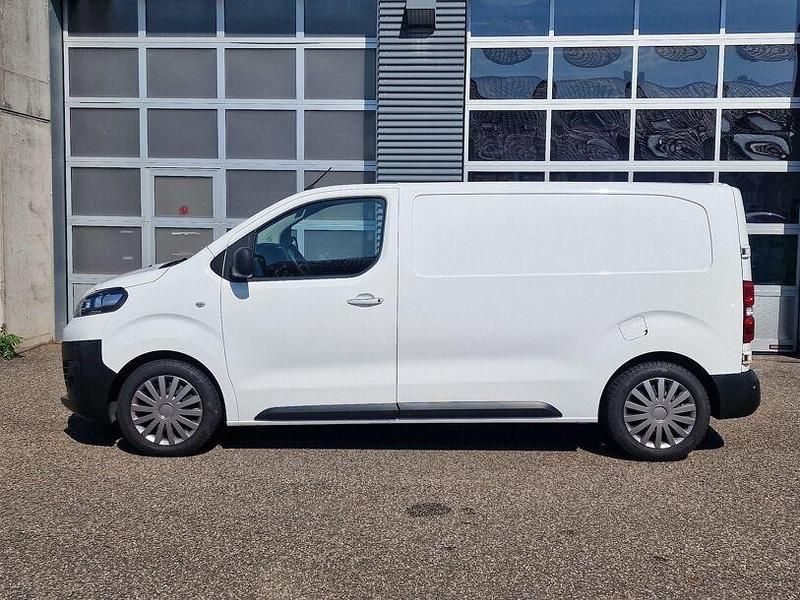 Gebraucht Opel Vivaro Edition 102 PS (75 kW) 2019 Weiß Van / Kleinbus