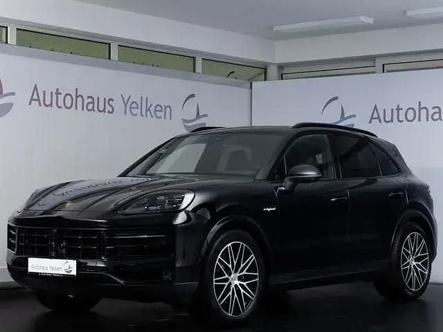 Usata Porsche Cayenne 470 CV (345 kW) 2024 Nero SUV