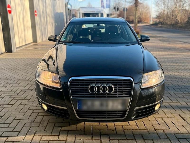 Schwarz Gebraucht 2006 Audi A6 Kombi | 4.100 € (Fairer Preis) - Bild 1/4