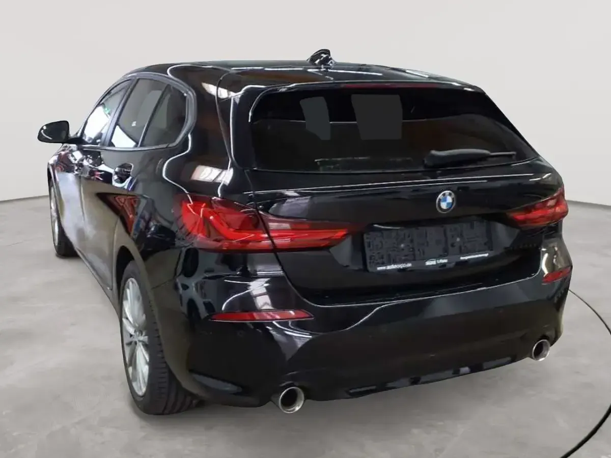 Gebraucht BMW 118 Advantage 150 PS (110 kW) 2022 Schwarz uni Kleinwagen