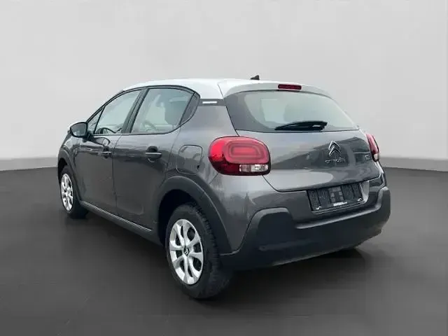 Usado Citroën C3 82 CV (60 kW) 2024 Gris Berlina