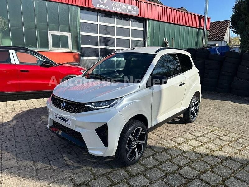 Nowe Aixam Crossover Premium Premium 2026 Biały