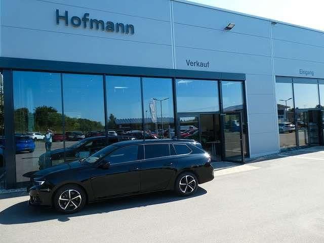 Schwarz Gebraucht 2024 Opel Astra Kombi | 23.250 € (Fairer Preis) - Bild 1/4