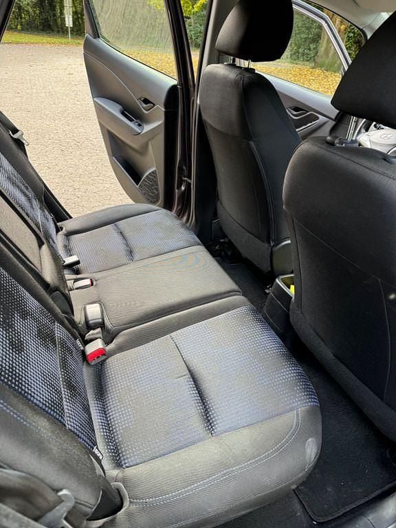 Gebraucht Hyundai ix20 Classic 90 PS (66 kW) 2011 Grau Kleinwagen