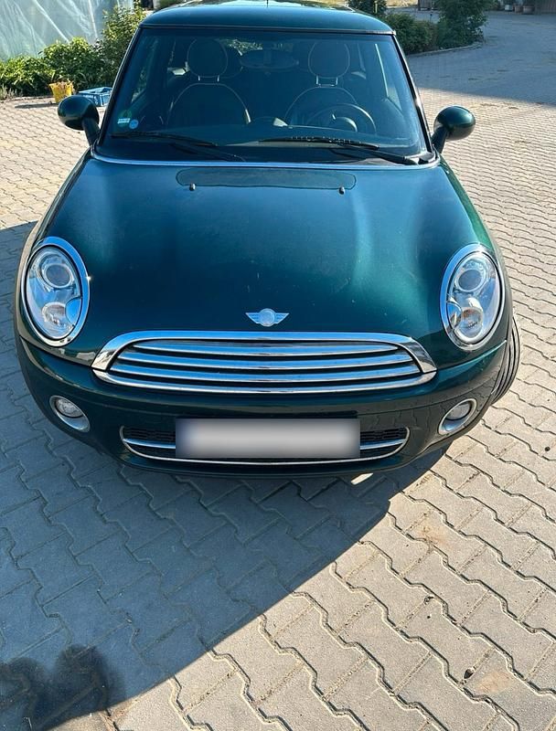 Usata Mini Cooper D 110 CV (80 kW) 2007 Verde Utilitaria