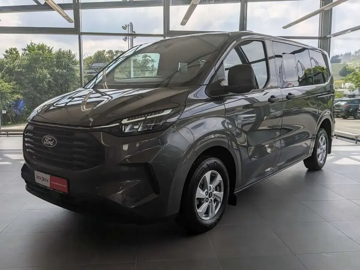 Gebraucht Ford Transit Custom 170 PS (125 kW) 2026 Magneticgrau (metallic) Kombi