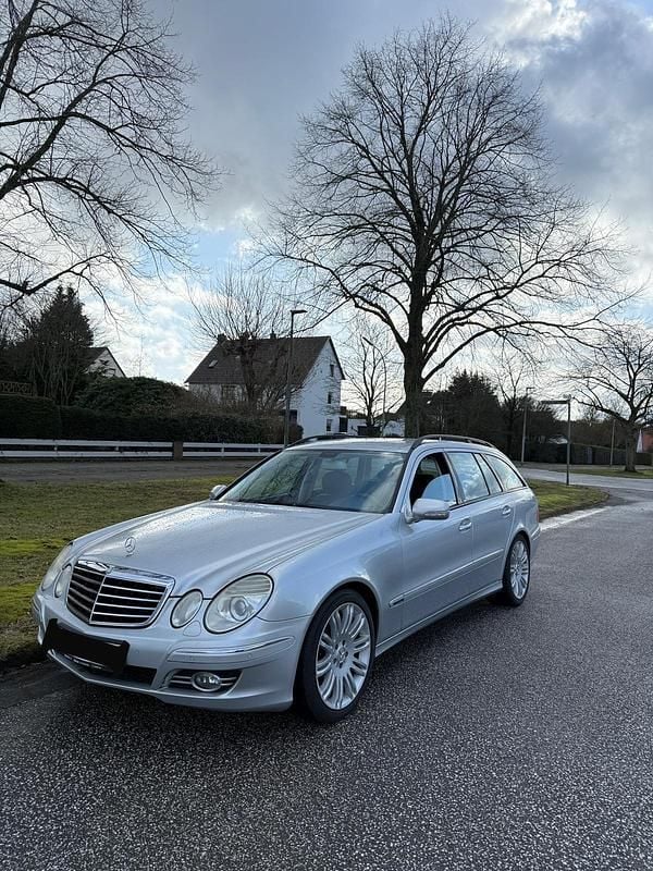 Gebraucht Mercedes E320 224 PS (164 kW) 2007 Silber Kombi