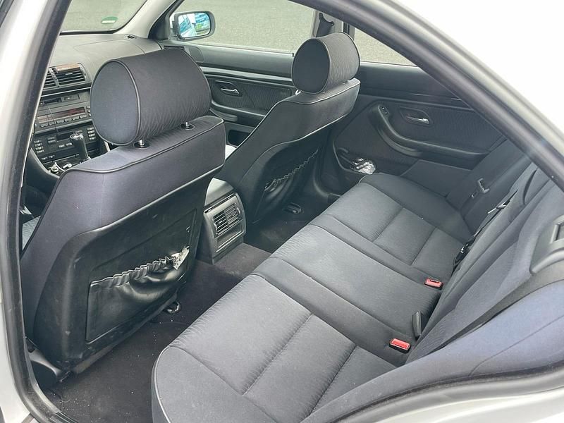 Gebraucht BMW 520 170 PS (125 kW) 2001 Silber Limousine