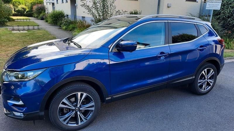 Blau Gebraucht 2020 Nissan Qashqai N-Connecta SUV | 14.500 € (Guter Preis) - Bild 1/4