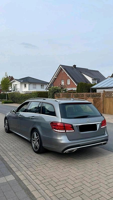 Gebraucht Mercedes E350 AMG 258 PS (189 kW) 2015 Grau Limousine